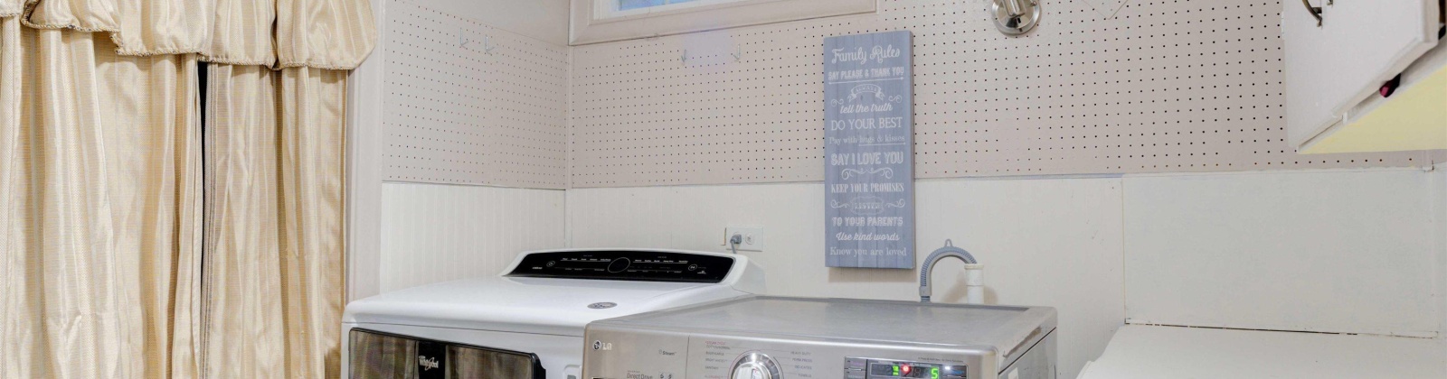 Crescent Ave, Sunnyside, Washington 98944, 4 Bedrooms Bedrooms, 0 ,3 BathroomsBathrooms,Houses,For Sale,Crescent Ave,0,288831