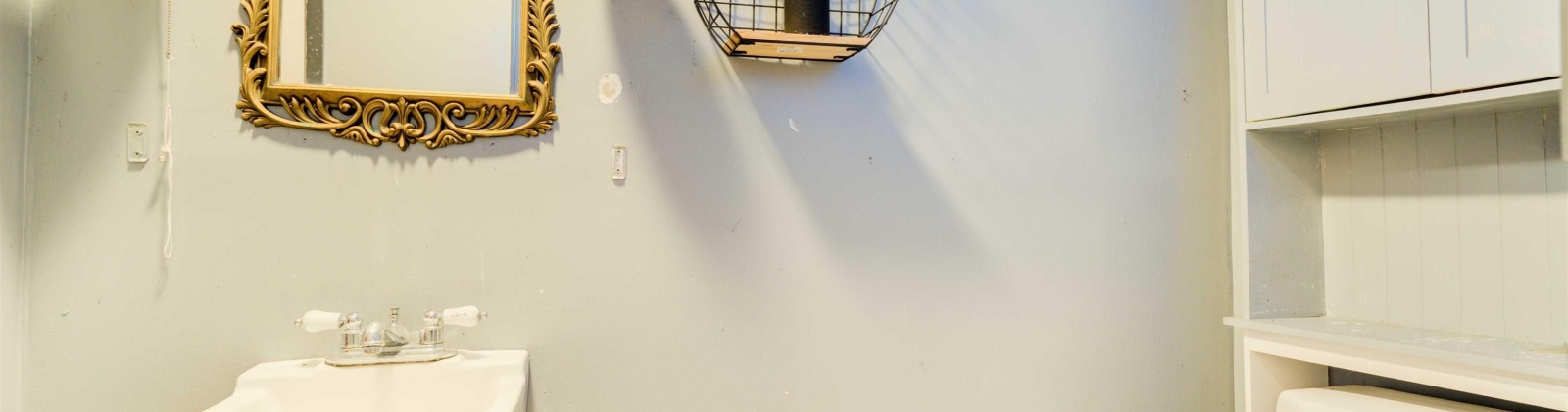 Crescent Ave, Sunnyside, Washington 98944, 4 Bedrooms Bedrooms, 0 ,3 BathroomsBathrooms,Houses,For Sale,Crescent Ave,0,288831