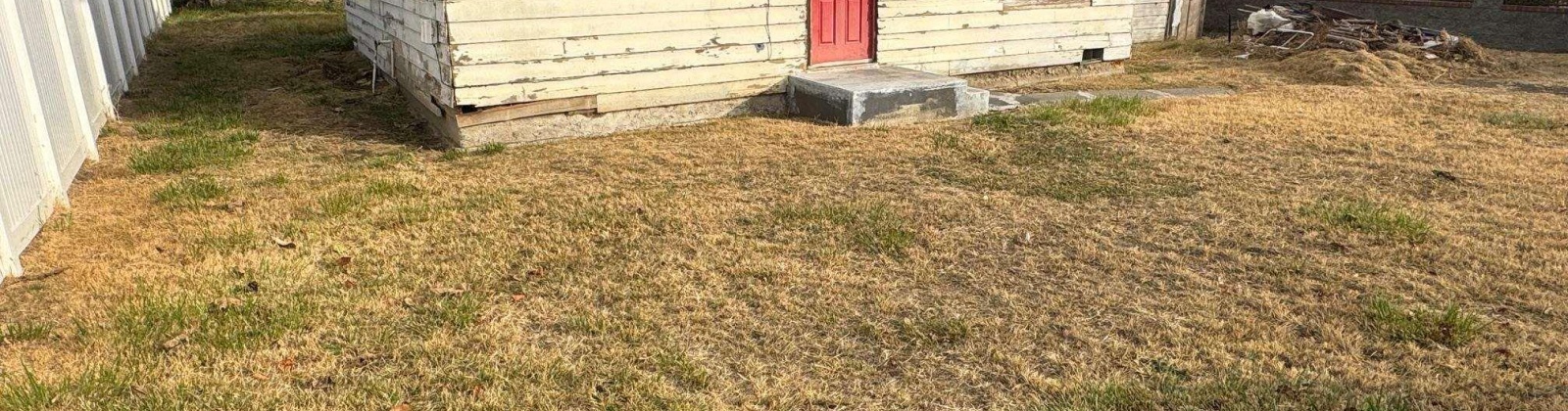 4th St, Sunnyside, Washington 98944, 2 Bedrooms Bedrooms, 0 ,1 BathroomBathrooms,Houses,For Sale,4th St,0,288837