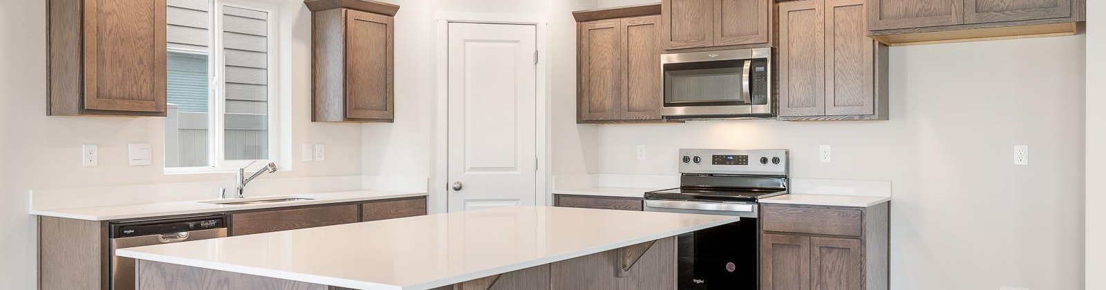 5th Place, Kennewick, Washington 99336, 4 Bedrooms Bedrooms, 0 ,3 BathroomsBathrooms,Houses,For Sale,5th Place,0,288859