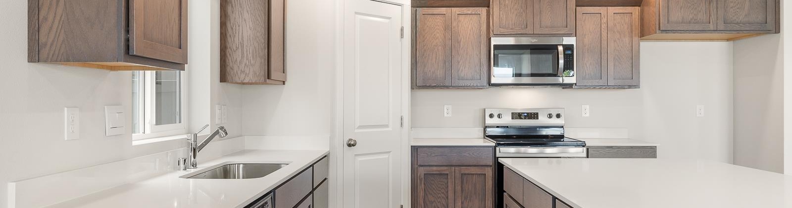 5th Place, Kennewick, Washington 99336, 4 Bedrooms Bedrooms, 0 ,3 BathroomsBathrooms,Houses,For Sale,5th Place,0,288859