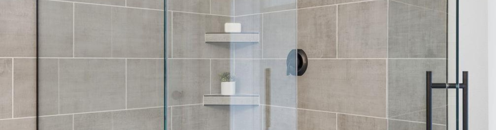 Klamath Ave., Kennewick, Washington 99336, 6 Bedrooms Bedrooms, 0 ,3 BathroomsBathrooms,Houses,For Sale,Klamath Ave.,0,288852