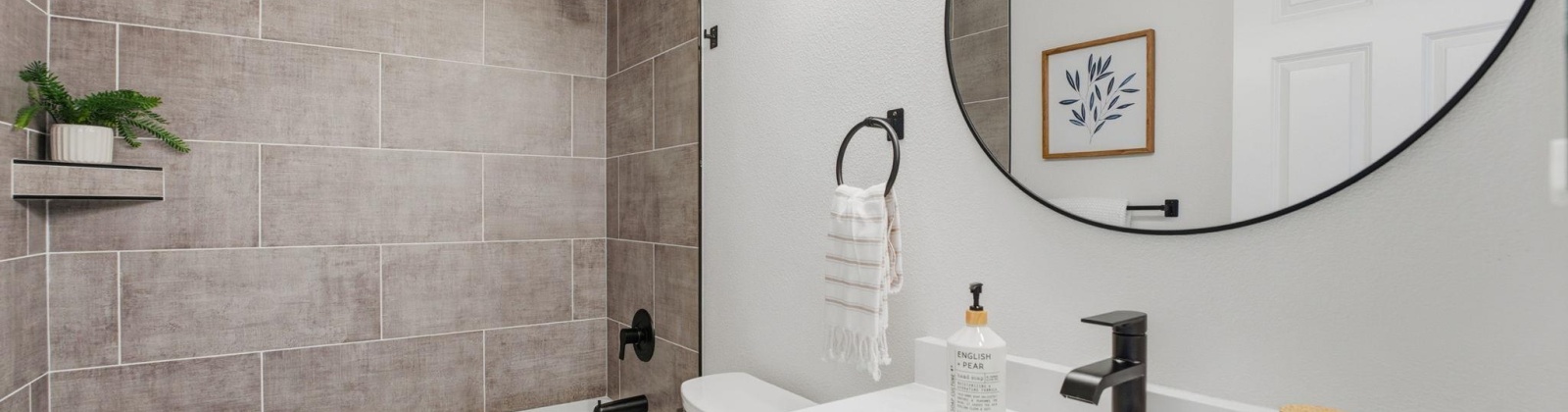 Klamath Ave., Kennewick, Washington 99336, 6 Bedrooms Bedrooms, 0 ,3 BathroomsBathrooms,Houses,For Sale,Klamath Ave.,0,288852