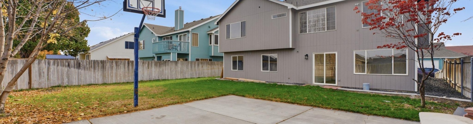 Klamath Ave., Kennewick, Washington 99336, 6 Bedrooms Bedrooms, 0 ,3 BathroomsBathrooms,Houses,For Sale,Klamath Ave.,0,288852