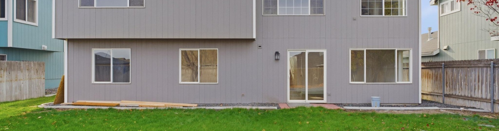 Klamath Ave., Kennewick, Washington 99336, 6 Bedrooms Bedrooms, 0 ,3 BathroomsBathrooms,Houses,For Sale,Klamath Ave.,0,288852