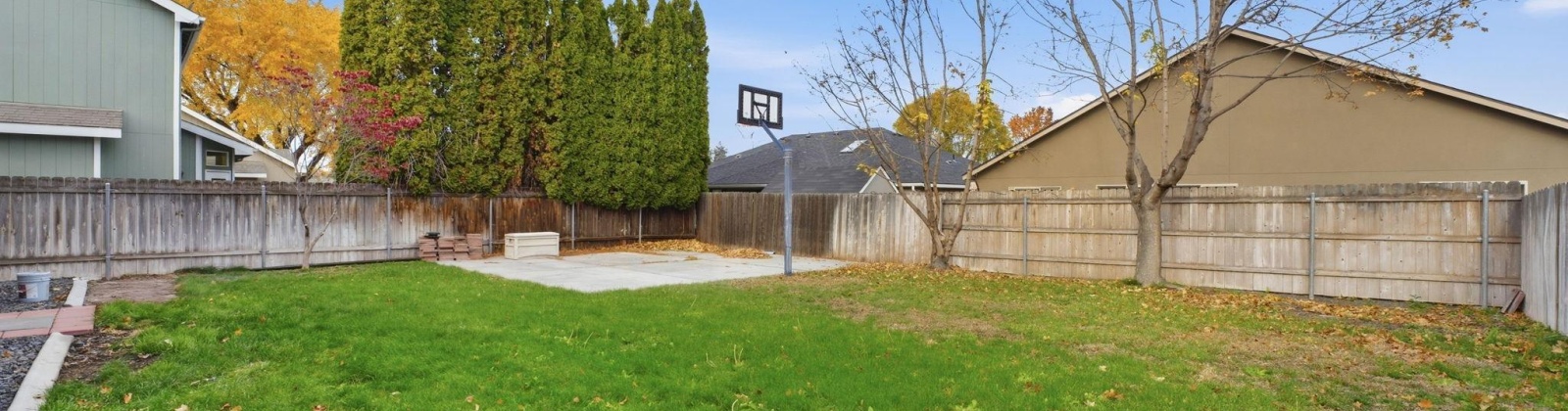 Klamath Ave., Kennewick, Washington 99336, 6 Bedrooms Bedrooms, 0 ,3 BathroomsBathrooms,Houses,For Sale,Klamath Ave.,0,288852