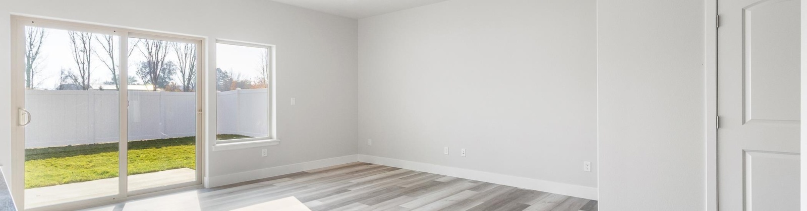 Grapevine Ct, West Richland, Washington 99353, 3 Bedrooms Bedrooms, 0 ,3 BathroomsBathrooms,Condos/townhomes,For Sale,Grapevine Ct,0,288871