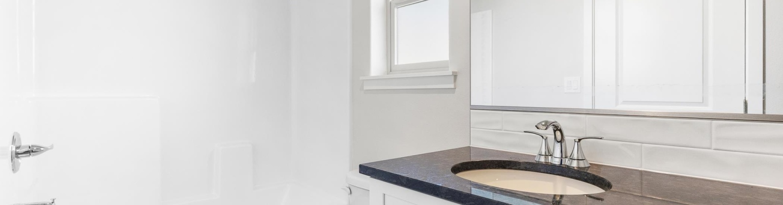 Grapevine Ct, West Richland, Washington 99353, 3 Bedrooms Bedrooms, 0 ,3 BathroomsBathrooms,Condos/townhomes,For Sale,Grapevine Ct,0,288871