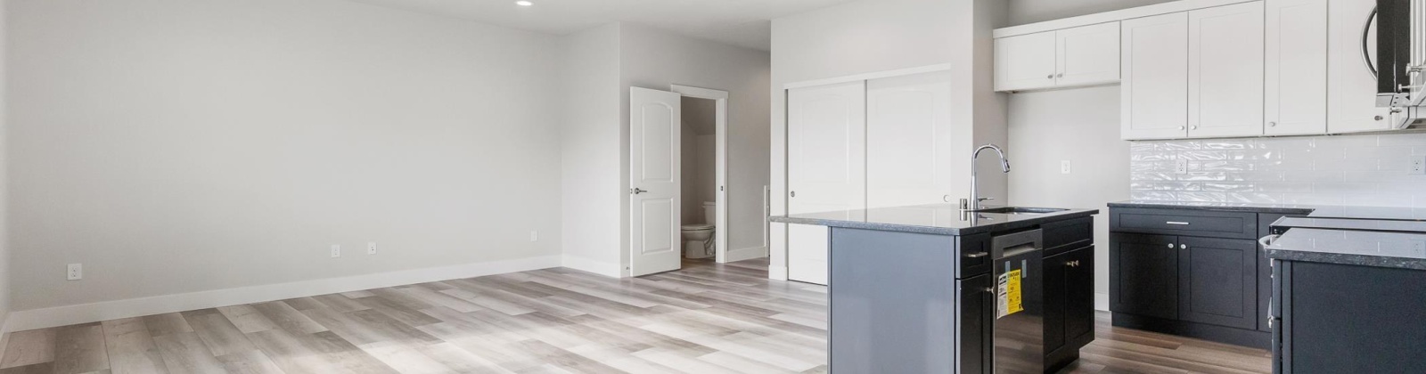 Grapevine Ct, West Richland, Washington 99353, 3 Bedrooms Bedrooms, 0 ,3 BathroomsBathrooms,Condos/townhomes,For Sale,Grapevine Ct,0,288871