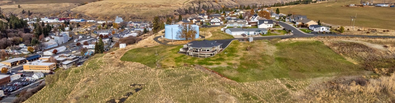 Della St, Colfax, Washington 99111, 3 Bedrooms Bedrooms, 0 ,2 BathroomsBathrooms,Houses,For Sale,Della St,0,288880