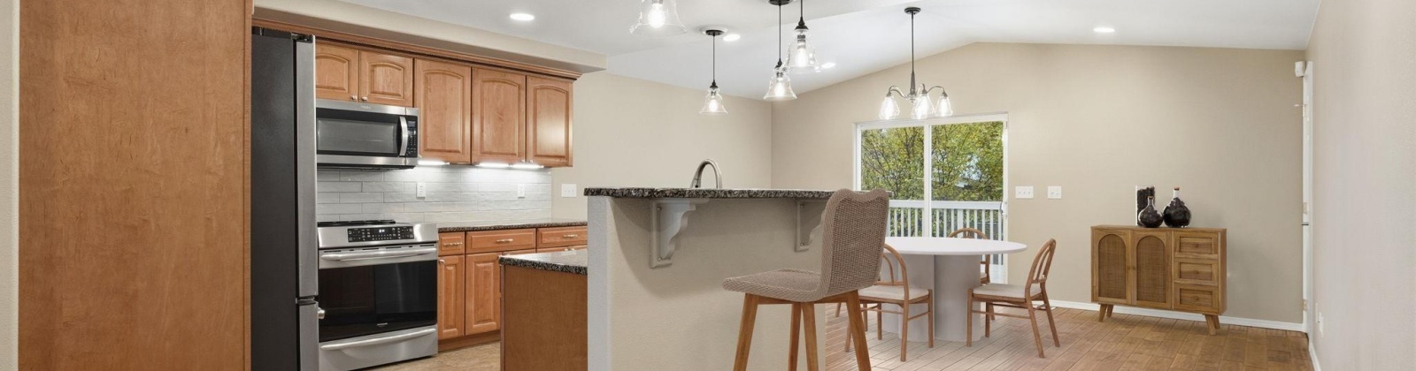 Lincoln Street, Kennewick, Washington 99336-1823, 4 Bedrooms Bedrooms, 0 ,3 BathroomsBathrooms,Houses,For Sale,Lincoln Street,0,288886