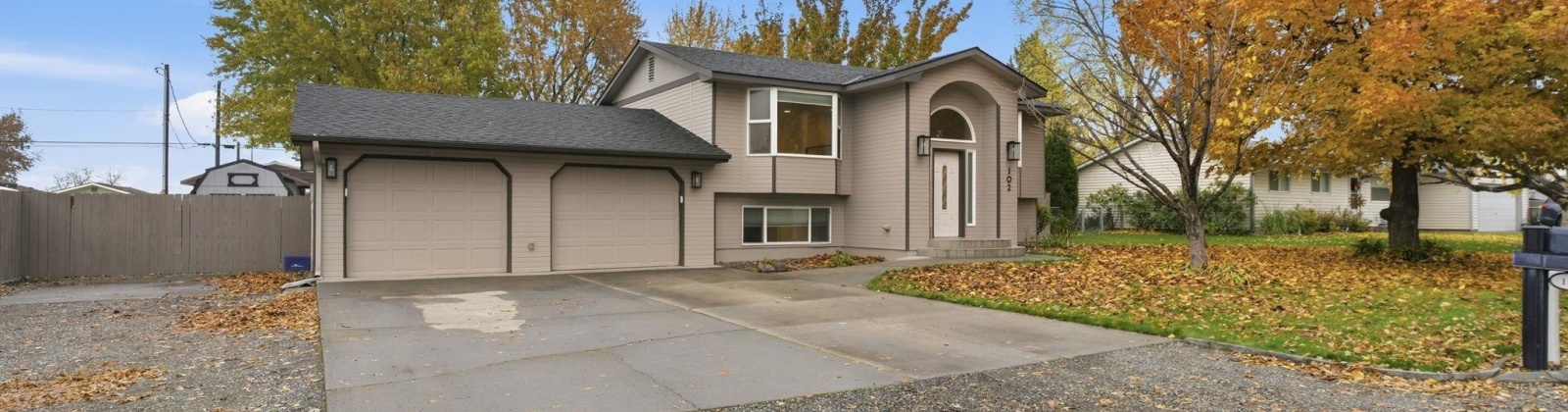 Lincoln Street, Kennewick, Washington 99336-1823, 4 Bedrooms Bedrooms, 0 ,3 BathroomsBathrooms,Houses,For Sale,Lincoln Street,0,288886