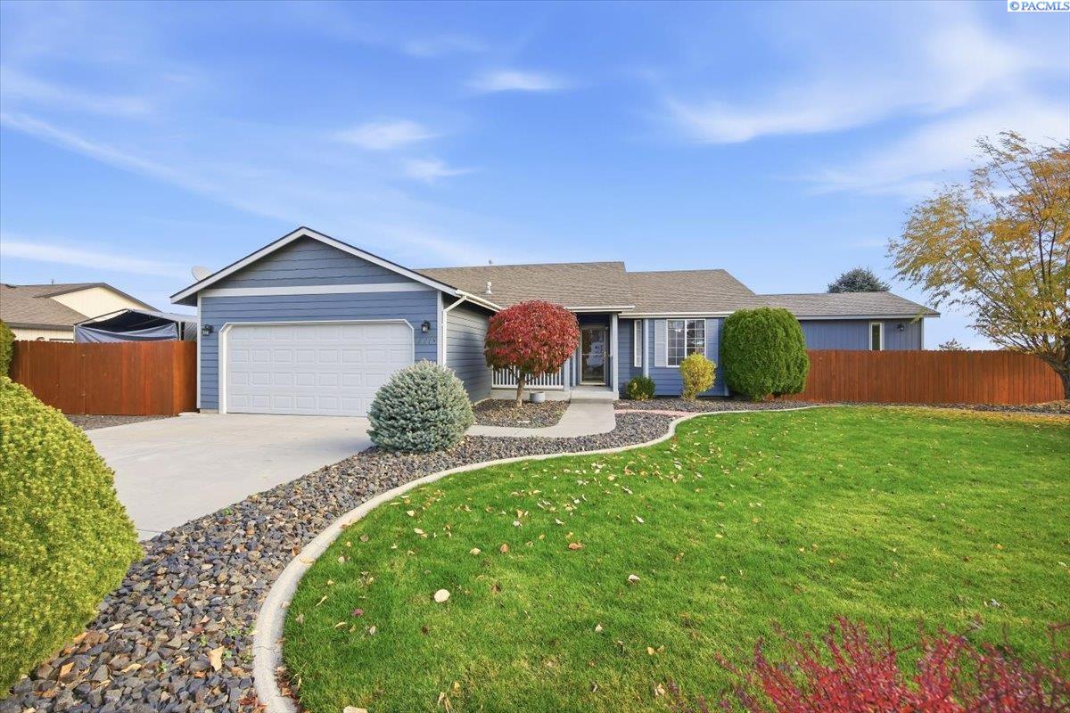 Sedona Drive, Pasco, Washington 99301, 3 Bedrooms Bedrooms, 0 ,2 BathroomsBathrooms,Houses,For Sale,Sedona Drive,0,288894