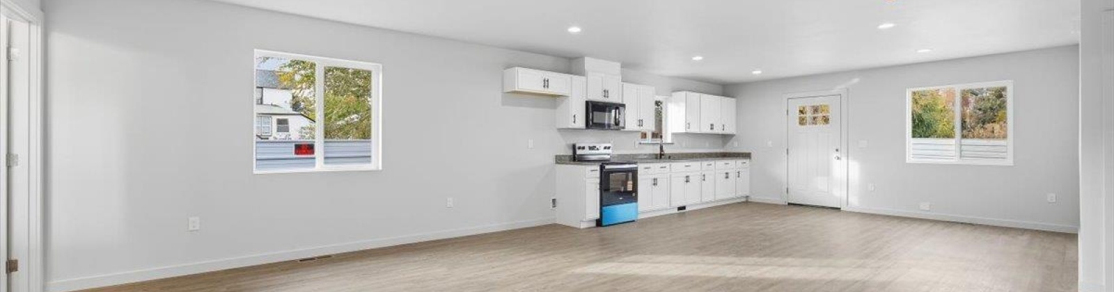 South St, Sunnyside, Washington 98944, 6 Bedrooms Bedrooms, 0 ,4 BathroomsBathrooms,Multi-family,For Sale,South St,0,288897