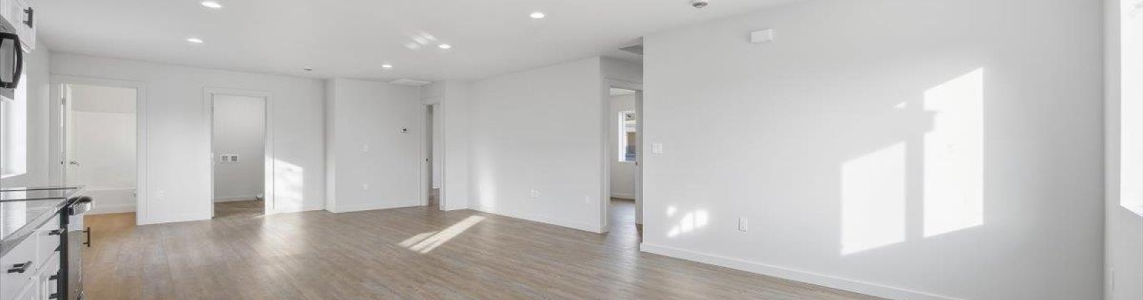 South St, Sunnyside, Washington 98944, 6 Bedrooms Bedrooms, 0 ,4 BathroomsBathrooms,Multi-family,For Sale,South St,0,288897