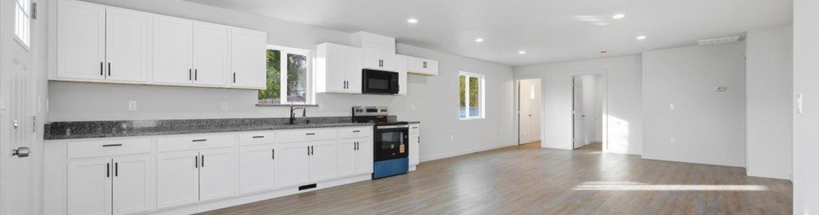 South St, Sunnyside, Washington 98944, 6 Bedrooms Bedrooms, 0 ,4 BathroomsBathrooms,Multi-family,For Sale,South St,0,288897