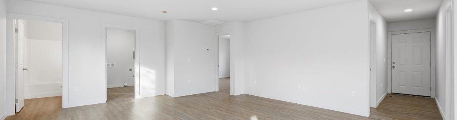 South St, Sunnyside, Washington 98944, 6 Bedrooms Bedrooms, 0 ,4 BathroomsBathrooms,Multi-family,For Sale,South St,0,288897