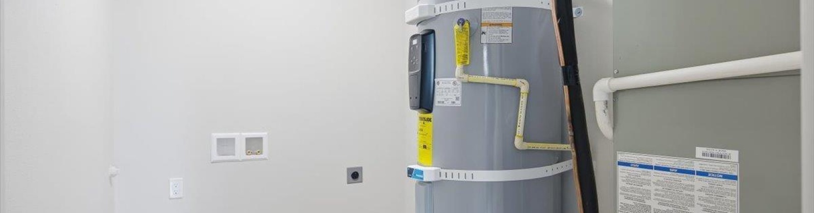 South St, Sunnyside, Washington 98944, 6 Bedrooms Bedrooms, 0 ,4 BathroomsBathrooms,Multi-family,For Sale,South St,0,288897