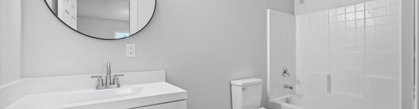 South St, Sunnyside, Washington 98944, 6 Bedrooms Bedrooms, 0 ,4 BathroomsBathrooms,Multi-family,For Sale,South St,0,288897