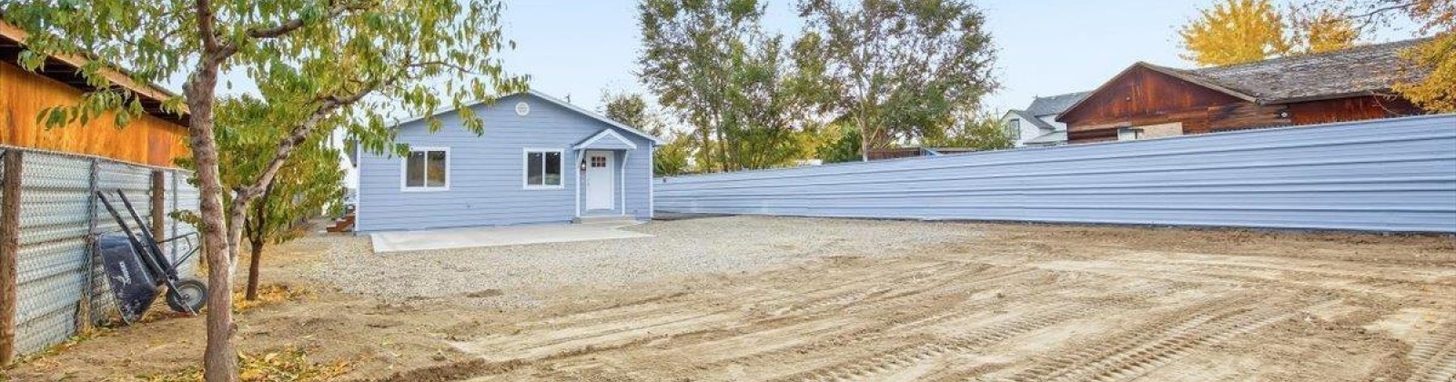 South St, Sunnyside, Washington 98944, 6 Bedrooms Bedrooms, 0 ,4 BathroomsBathrooms,Multi-family,For Sale,South St,0,288897