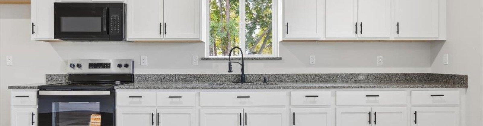 South St, Sunnyside, Washington 98944, 6 Bedrooms Bedrooms, 0 ,4 BathroomsBathrooms,Multi-family,For Sale,South St,0,288897