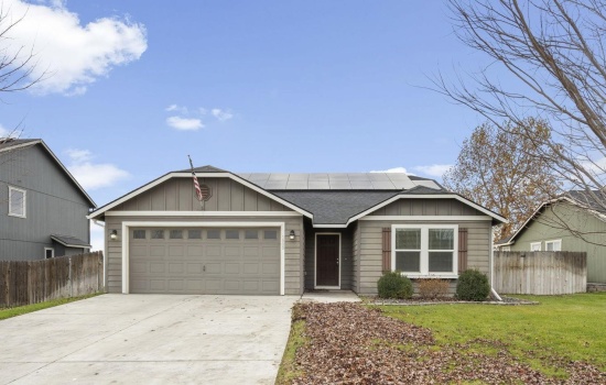 Crab Apple Circle, West Richland, Washington 99353, 3 Bedrooms Bedrooms, 0 ,2 BathroomsBathrooms,Houses,For Sale,Crab Apple Circle,0,288906