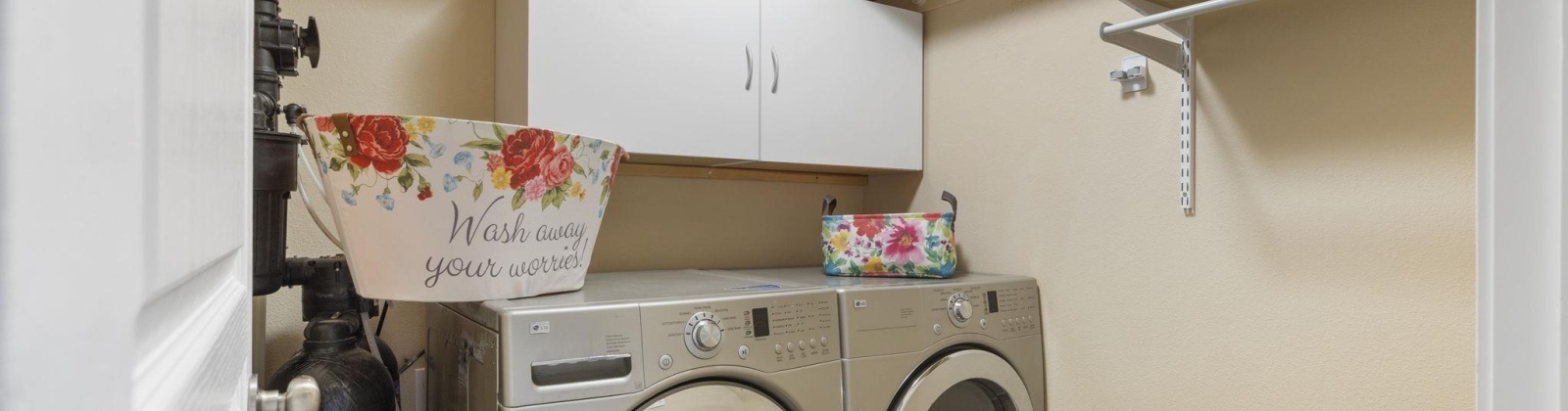 Crab Apple Circle, West Richland, Washington 99353, 3 Bedrooms Bedrooms, 0 ,2 BathroomsBathrooms,Houses,For Sale,Crab Apple Circle,0,288906