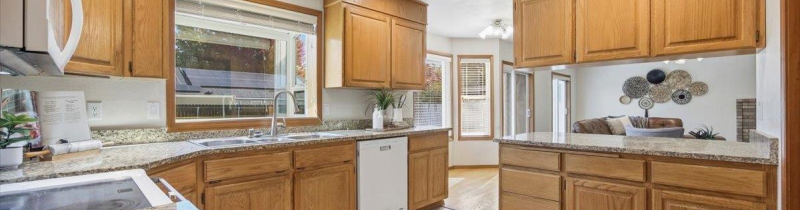 Westmoreland Dr, Richland, Washington 99354, 4 Bedrooms Bedrooms, 0 ,3 BathroomsBathrooms,Houses,For Sale,Westmoreland Dr,0,288461