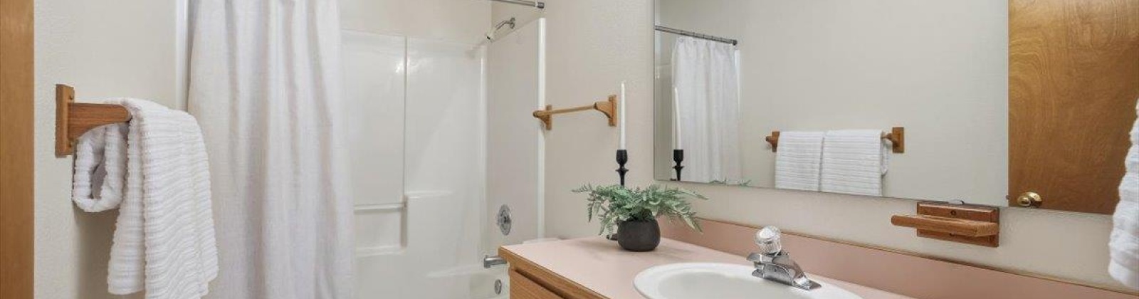 Westmoreland Dr, Richland, Washington 99354, 4 Bedrooms Bedrooms, 0 ,3 BathroomsBathrooms,Houses,For Sale,Westmoreland Dr,0,288461