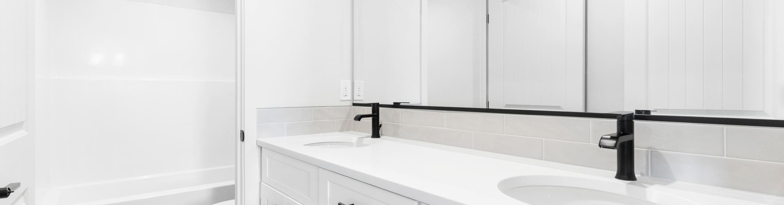 Grapevine Ct, West Richland, Washington 99353, 3 Bedrooms Bedrooms, 0 ,3 BathroomsBathrooms,Condos/townhomes,For Sale,Grapevine Ct,0,288902