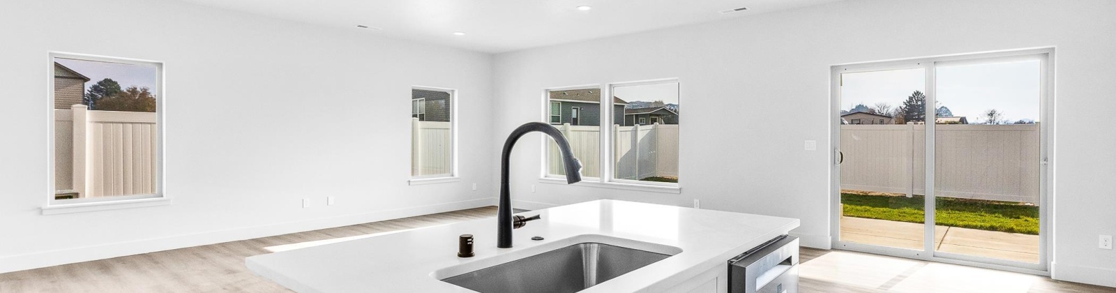 Grapevine Ct, West Richland, Washington 99353, 3 Bedrooms Bedrooms, 0 ,3 BathroomsBathrooms,Condos/townhomes,For Sale,Grapevine Ct,0,288902