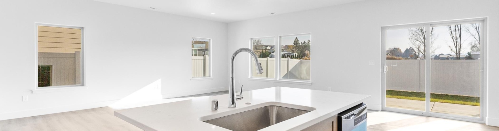 Grapevine Ct, West Richland, Washington 99353, 3 Bedrooms Bedrooms, 0 ,3 BathroomsBathrooms,Condos/townhomes,For Sale,Grapevine Ct,0,288901