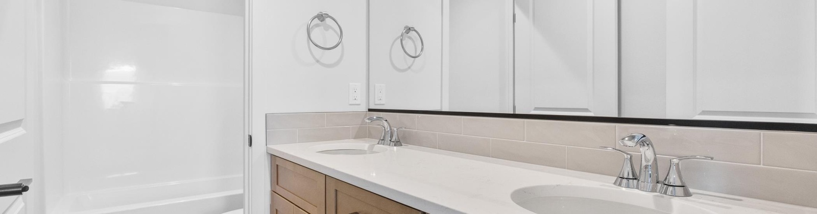 Grapevine Ct, West Richland, Washington 99353, 3 Bedrooms Bedrooms, 0 ,3 BathroomsBathrooms,Condos/townhomes,For Sale,Grapevine Ct,0,288901