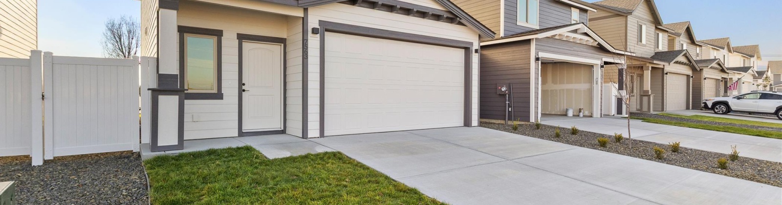 Grapevine Ct, West Richland, Washington 99353, 3 Bedrooms Bedrooms, 0 ,3 BathroomsBathrooms,Condos/townhomes,For Sale,Grapevine Ct,0,288901