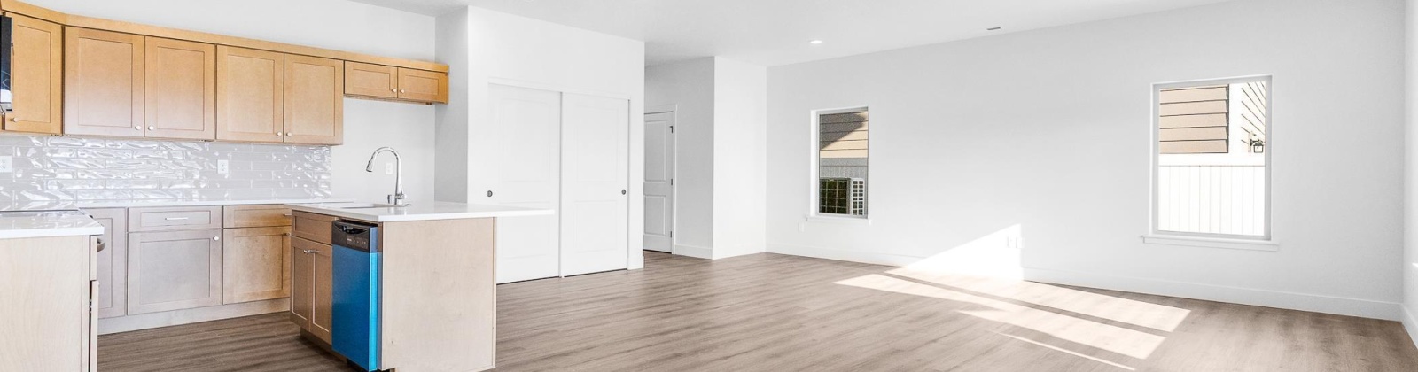 Grapevine Ct, West Richland, Washington 99353, 3 Bedrooms Bedrooms, 0 ,3 BathroomsBathrooms,Condos/townhomes,For Sale,Grapevine Ct,0,288901