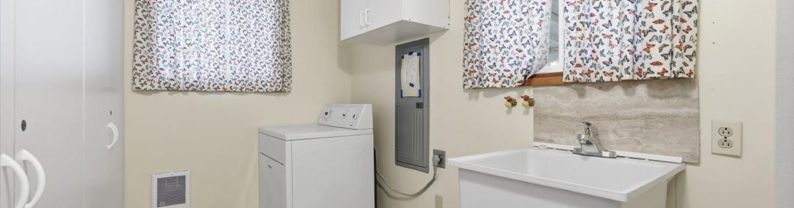 13Th Ave, Kennewick, Washington 99337-4726, 3 Bedrooms Bedrooms, 0 ,2 BathroomsBathrooms,Houses,For Sale,13Th Ave,0,288917