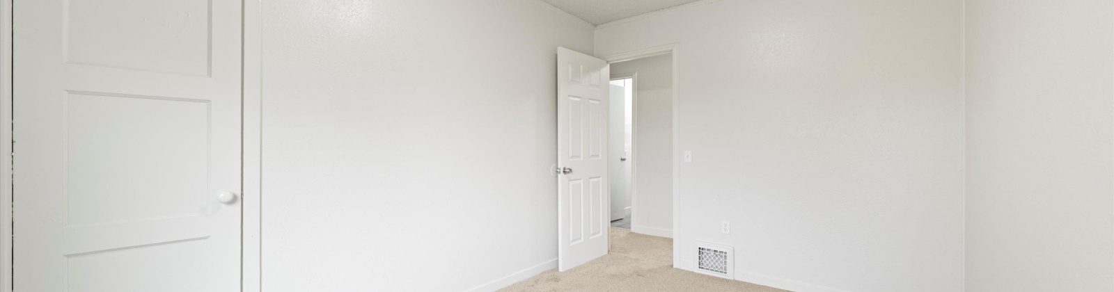 Thayer Dr, Richland, Washington 99354, 7 Bedrooms Bedrooms, 0 ,3 BathroomsBathrooms,Houses,For Sale,Thayer Dr,0,288916