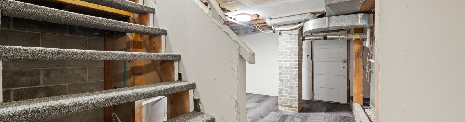 Thayer Dr, Richland, Washington 99354, 7 Bedrooms Bedrooms, 0 ,3 BathroomsBathrooms,Houses,For Sale,Thayer Dr,0,288916