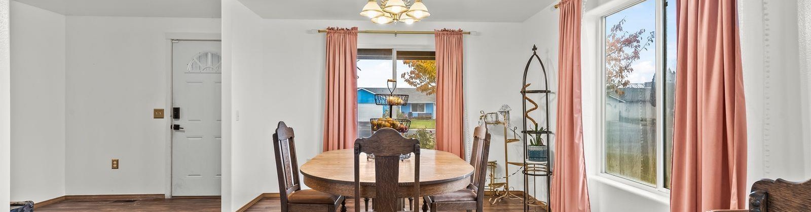 3rd Avenue, Othello, Washington 99344, 4 Bedrooms Bedrooms, 0 ,3 BathroomsBathrooms,Houses,For Sale,3rd Avenue,0,288909