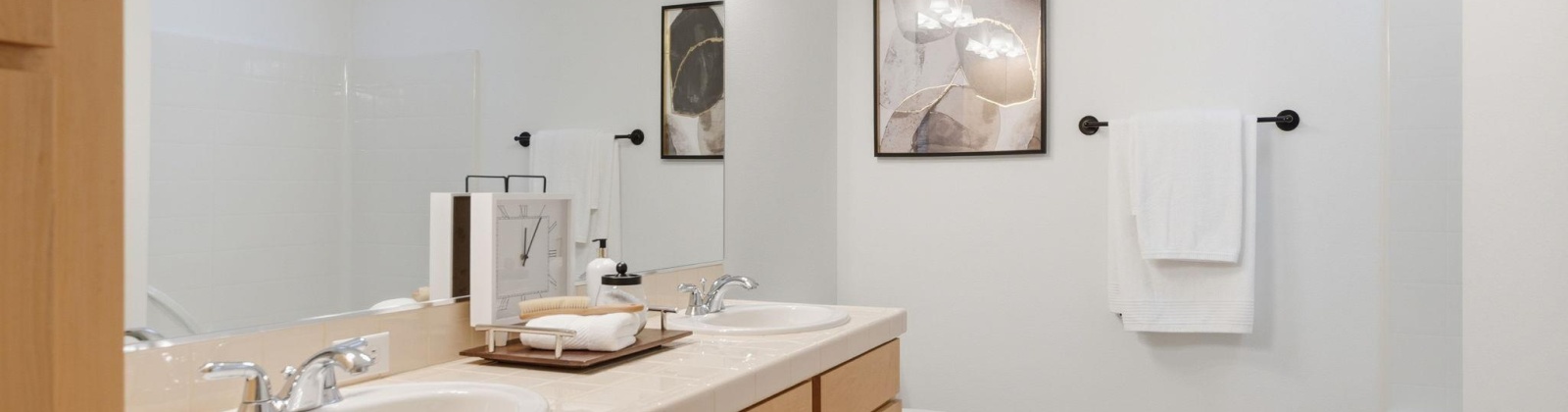 Columbia Point Drive, Richland, Washington 99352, 4 Bedrooms Bedrooms, 0 ,4 BathroomsBathrooms,Condos/townhomes,For Sale,Columbia Point Drive,0,288936