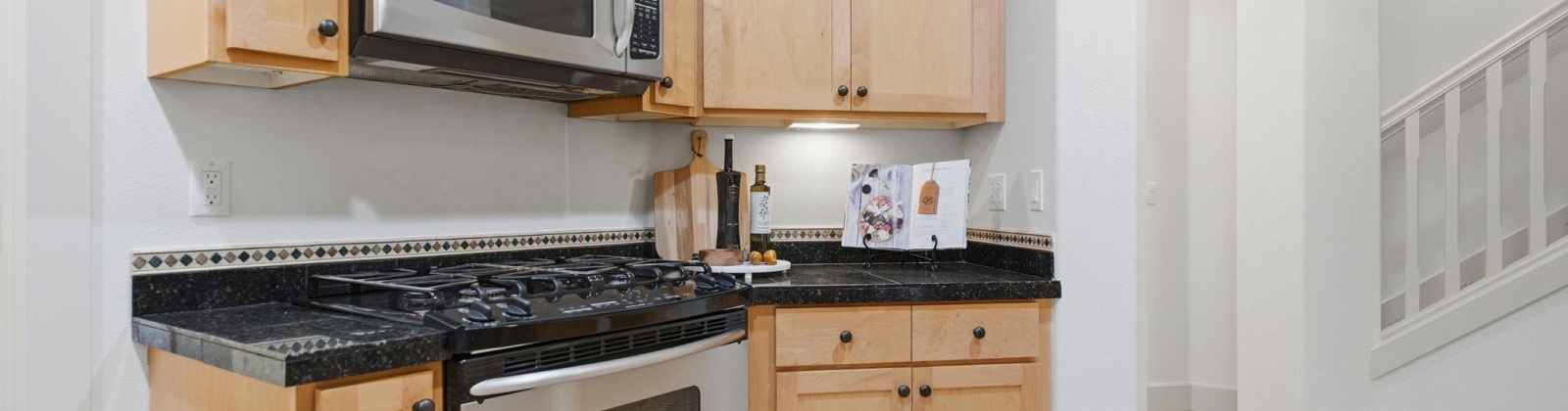 Columbia Point Drive, Richland, Washington 99352, 4 Bedrooms Bedrooms, 0 ,4 BathroomsBathrooms,Condos/townhomes,For Sale,Columbia Point Drive,0,288936