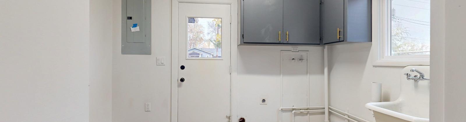 1st Avenue, Kennewick, Washington 99336, 3 Bedrooms Bedrooms, 0 ,1 BathroomBathrooms,Houses,For Sale,1st Avenue,0,288934