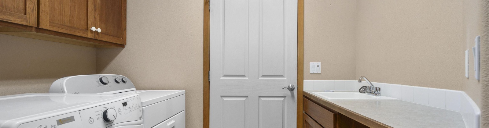 20th Ave, Kennewick, Washington 99338, 3 Bedrooms Bedrooms, 0 ,2 BathroomsBathrooms,Condos/townhomes,For Sale,20th Ave,0,288941