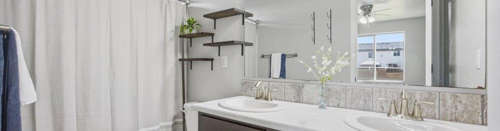 Kitimat Ln, Pasco, Washington 99301, 4 Bedrooms Bedrooms, 0 ,2 BathroomsBathrooms,Houses,For Sale,Kitimat Ln,0,288952