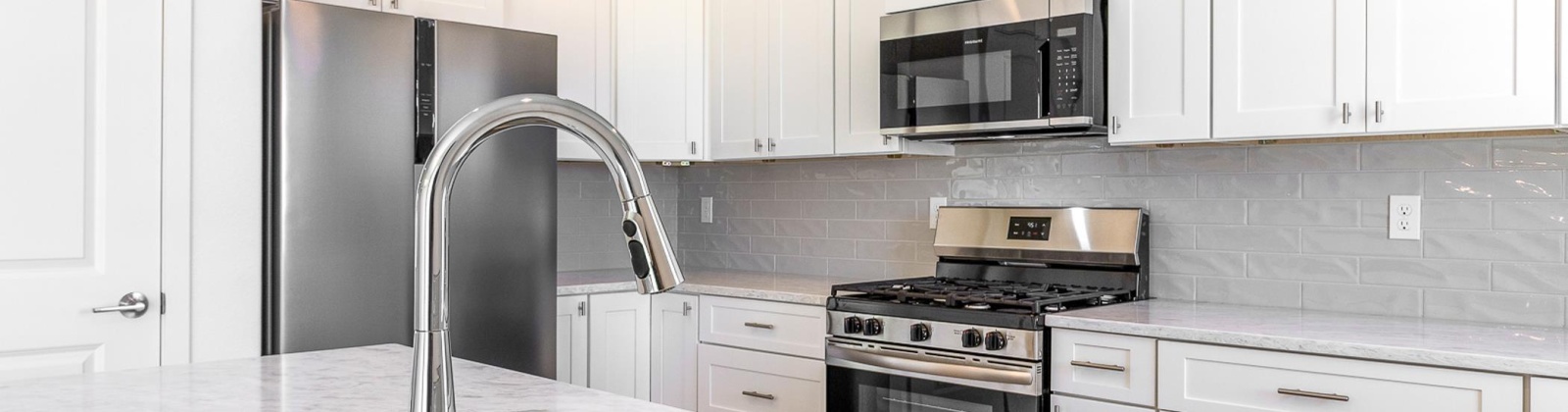 Osborne St, Kennewick, Washington 99338, 3 Bedrooms Bedrooms, 0 ,2 BathroomsBathrooms,Houses,For Sale,Osborne St,0,288950