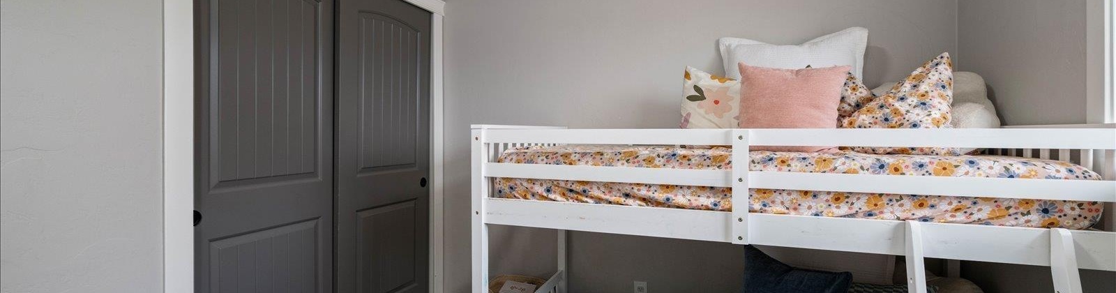 59th Ave, Kennewick, Washington 99337, 4 Bedrooms Bedrooms, 0 ,2 BathroomsBathrooms,Houses,For Sale,59th Ave,0,288961