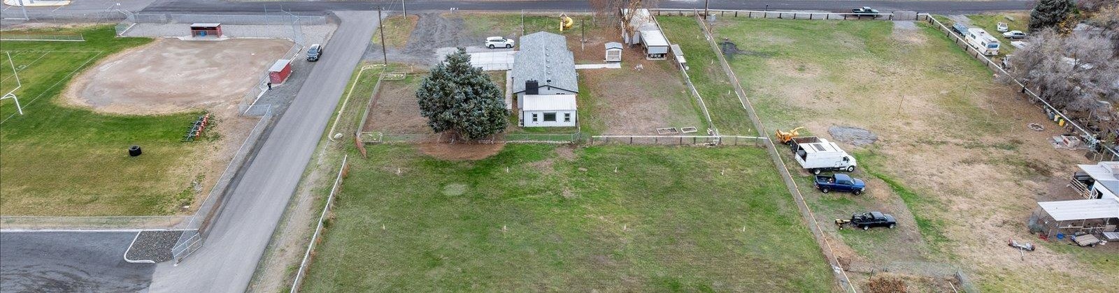 59th Ave, Kennewick, Washington 99337, 4 Bedrooms Bedrooms, 0 ,2 BathroomsBathrooms,Houses,For Sale,59th Ave,0,288961