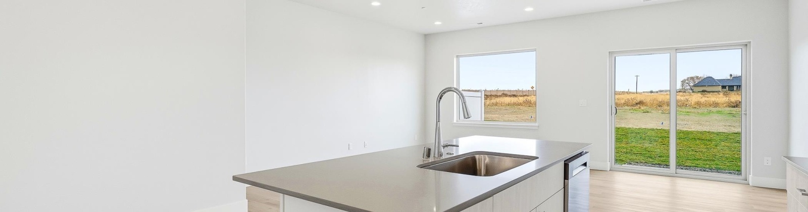 Road 114, Pasco, Washington 99301, 3 Bedrooms Bedrooms, 0 ,3 BathroomsBathrooms,Condos/townhomes,For Sale,Road 114,0,288959