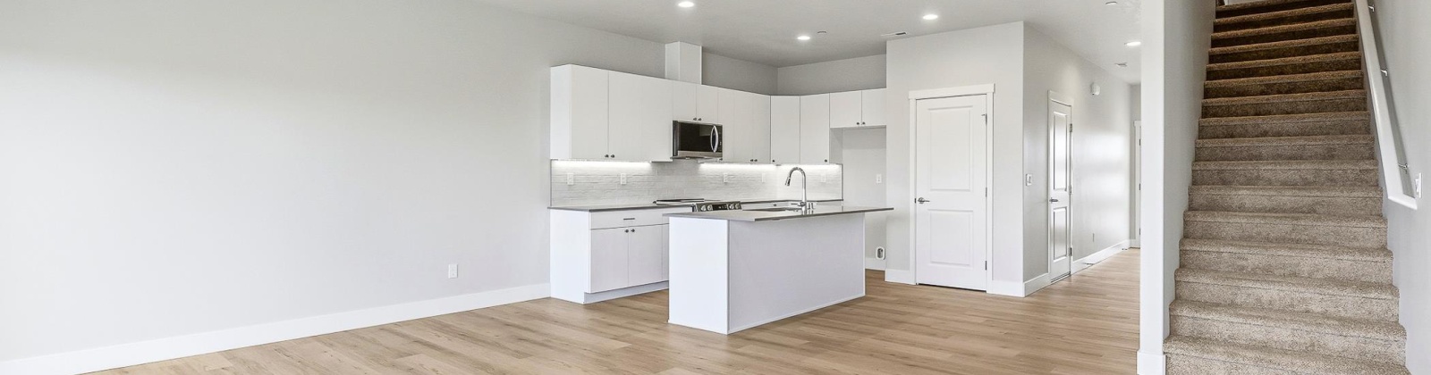 Road 114, Pasco, Washington 99301, 3 Bedrooms Bedrooms, 0 ,3 BathroomsBathrooms,Condos/townhomes,For Sale,Road 114,0,288959