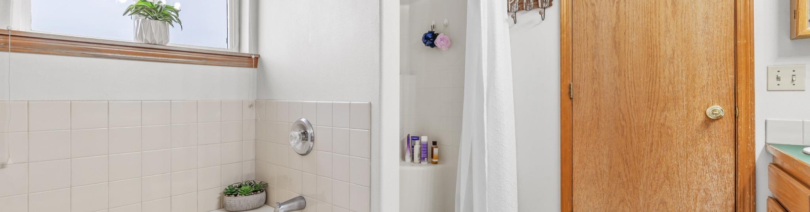 Canyon Ave., Kennewick, Washington 99336, 3 Bedrooms Bedrooms, 0 ,3 BathroomsBathrooms,Houses,For Sale,Canyon Ave.,0,288974